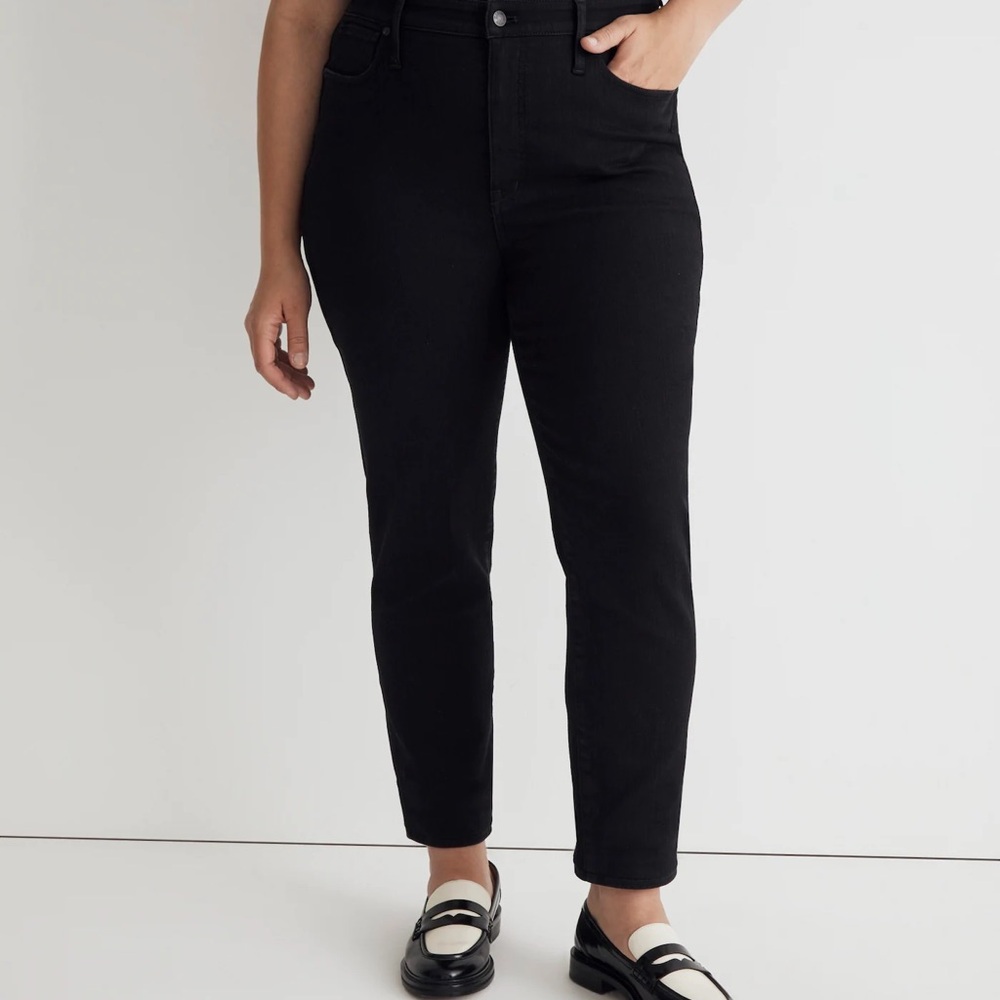 Curvy Stovepipe Jeans